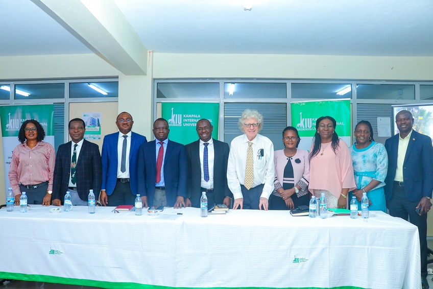 Kiu Hosts Supervisors