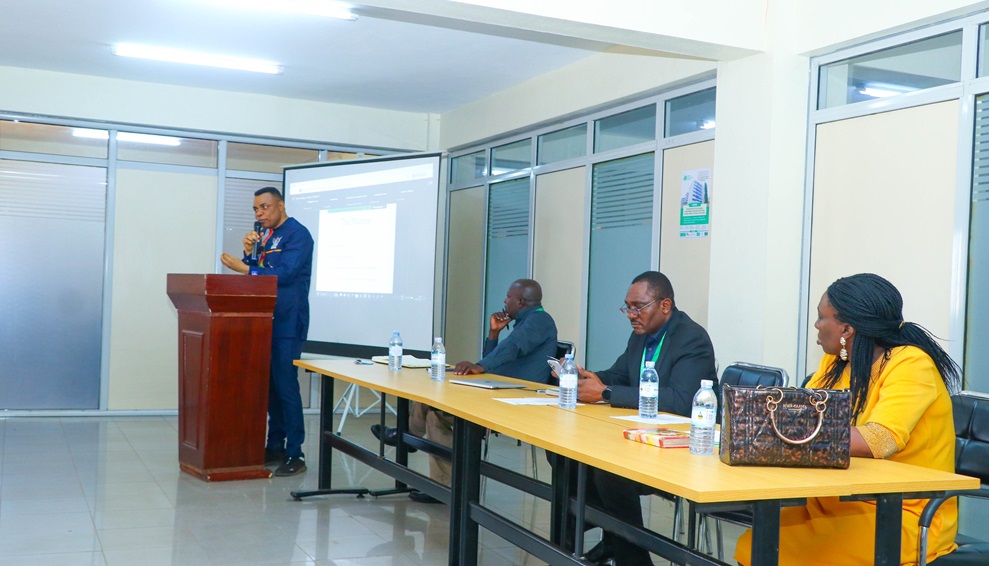 kiu-hosts-research-workshop-staff-postgraduate-students-urged-to-invest-in-research