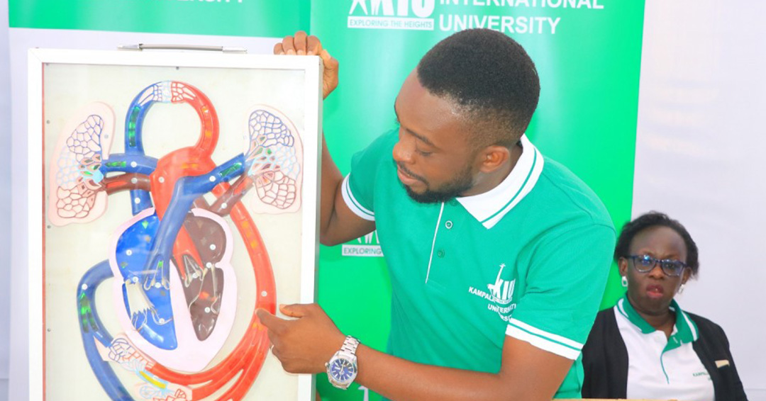 kiu-displays-great-innovations-at-the-national-exhibition-week-for-science