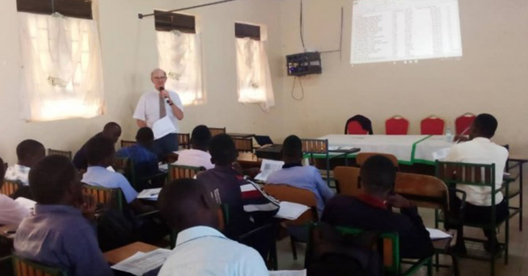 renowned-pharmacists-engage-kiu-students-in-an-insightful-three-day-lecture