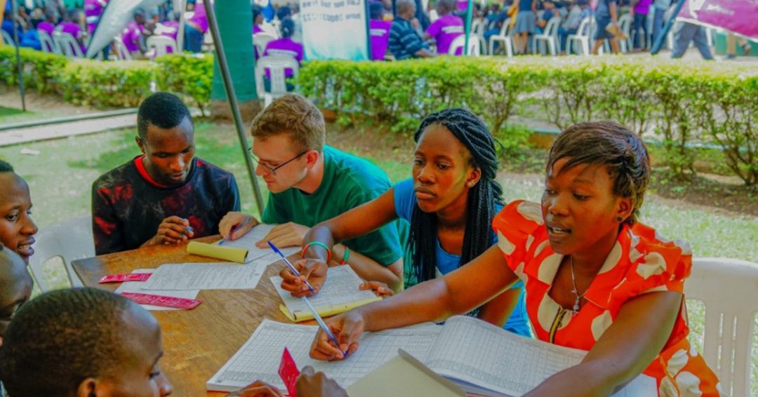 Kiu Hosts First-ever Successful Campus Health Peer Link Bazaar