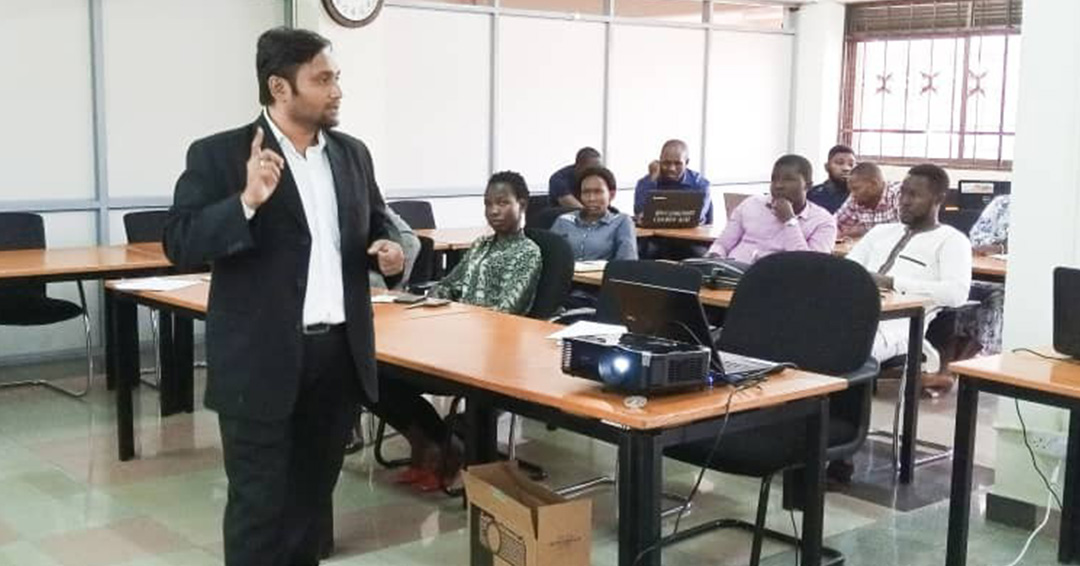 Kiu Conducts A Lecture On Innovation.