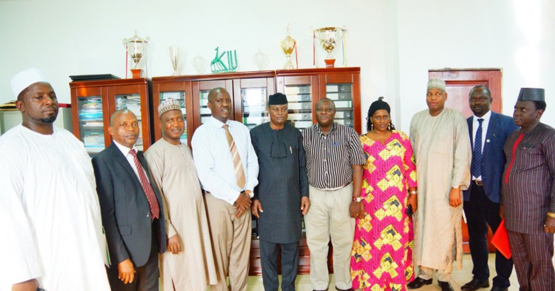 Vice Chancellor Holds Meeting With Tac Representatives