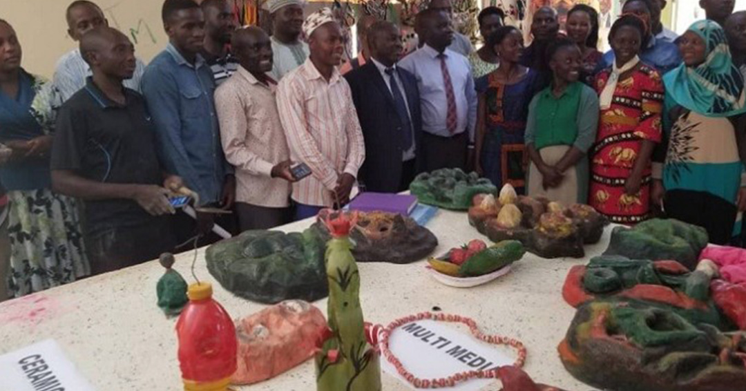 Kiu Faculty Of Education Successfully Holds 2023 Arts Exhibition