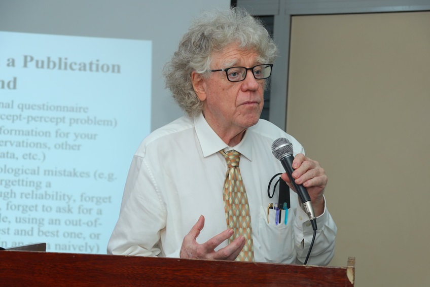 Prof. Dr. Michael Frese 